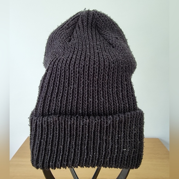 The North Face Logo Box Beanie Hat - Picture 4 of 9